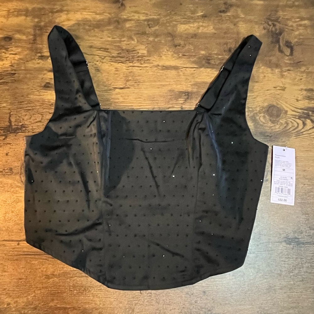 Fitted Cropped Top w/Black Rhinestones Sz. M